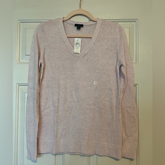 Ann Taylor Factory Sweaters - Ann Taylor Factory V-Neck Sweater - Soft Pink
